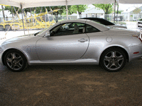 Image 3 of 8 of a 2006 LEXUS SC 430