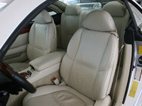 Image 5 of 8 of a 2006 LEXUS SC 430