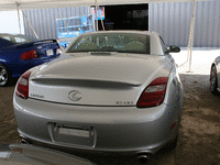 Image 7 of 8 of a 2006 LEXUS SC 430