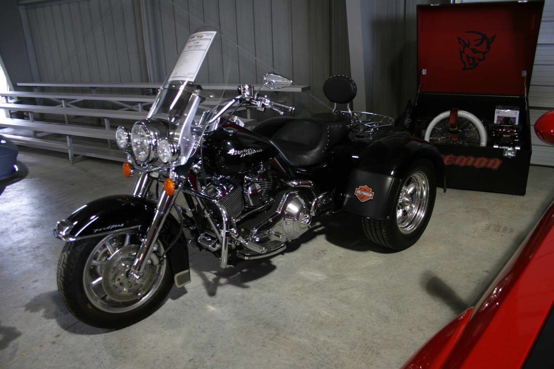 1st Image of a 2003 HARLEY-DAVIDSON FLHRI