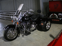 Image 2 of 7 of a 2003 HARLEY-DAVIDSON FLHRI