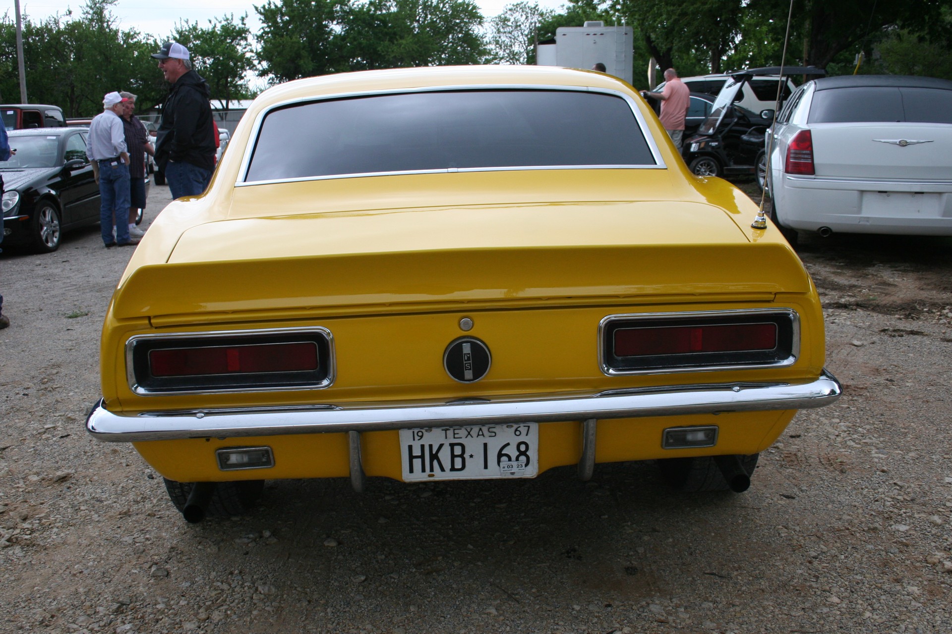 3rd Image of a 1967 CHEVROLET CAMARO RALLY SPORT