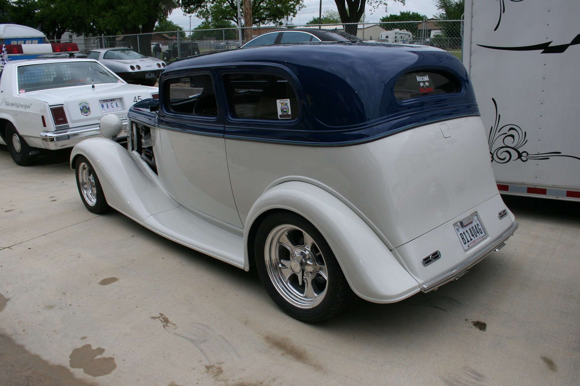 2nd Image of a 1935 CHEVROLET VIC