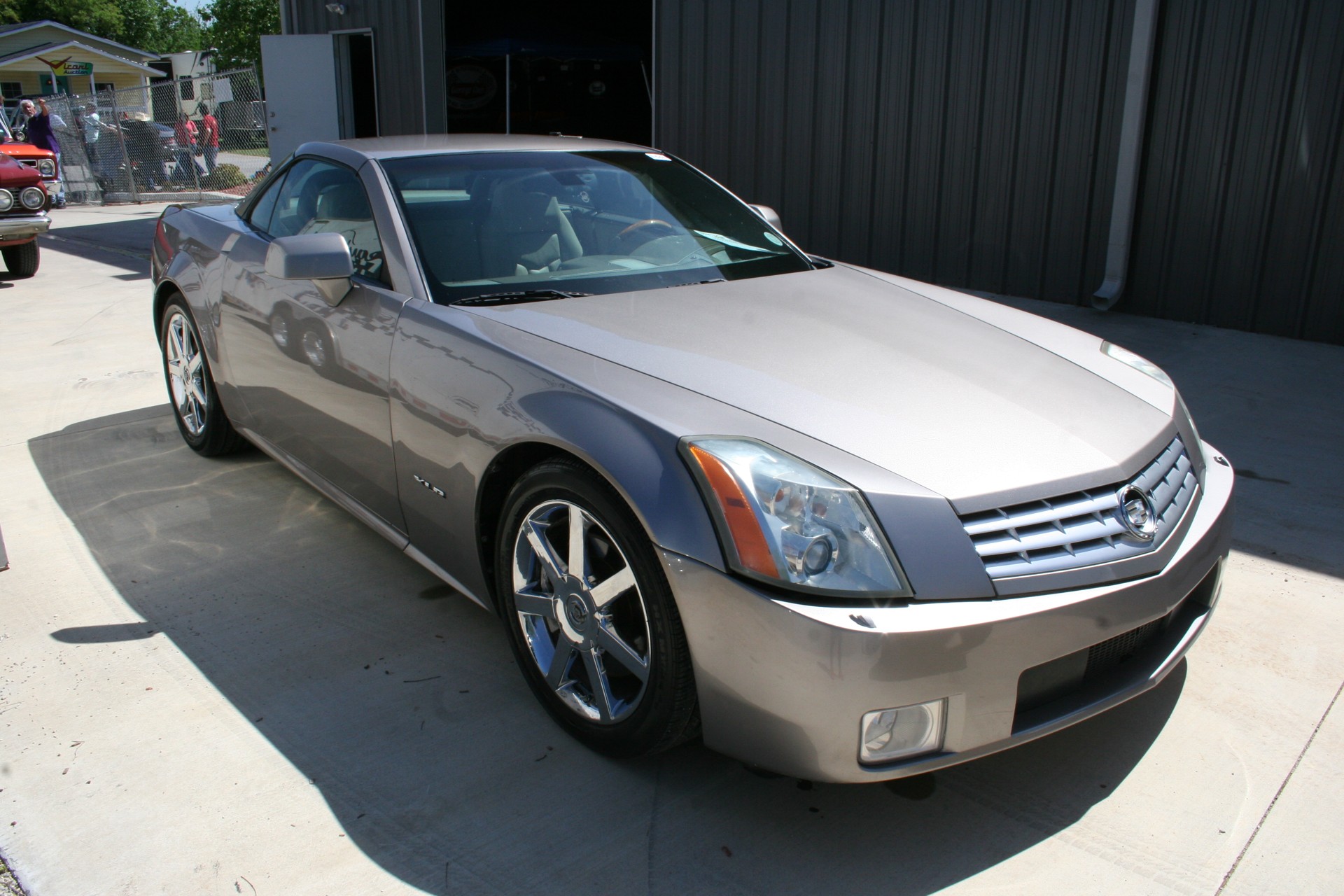 1st Image of a 2005 CADILLAC XLR ROADSTER