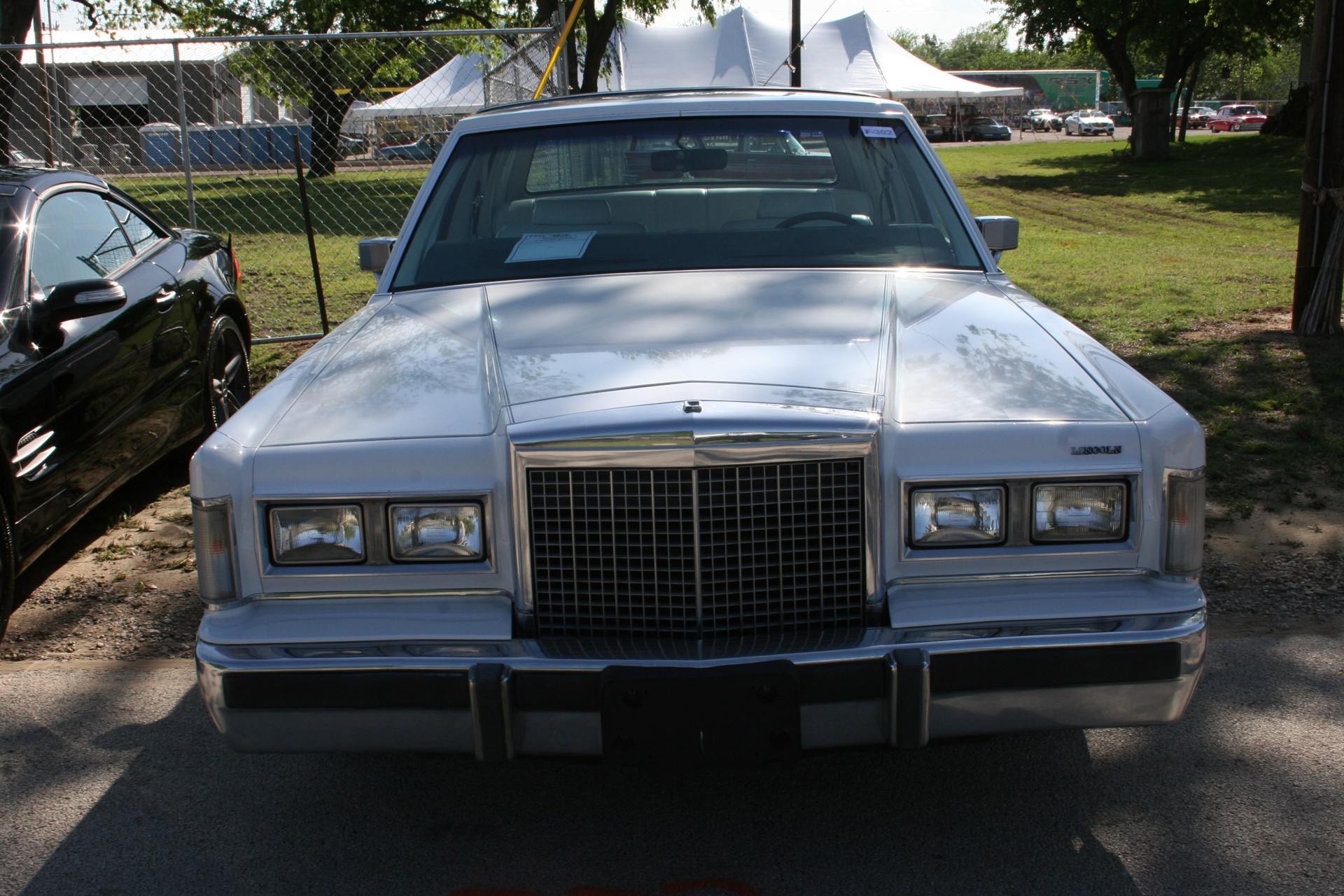 0th Image of a 1985 LINCOLN TOWN CAR