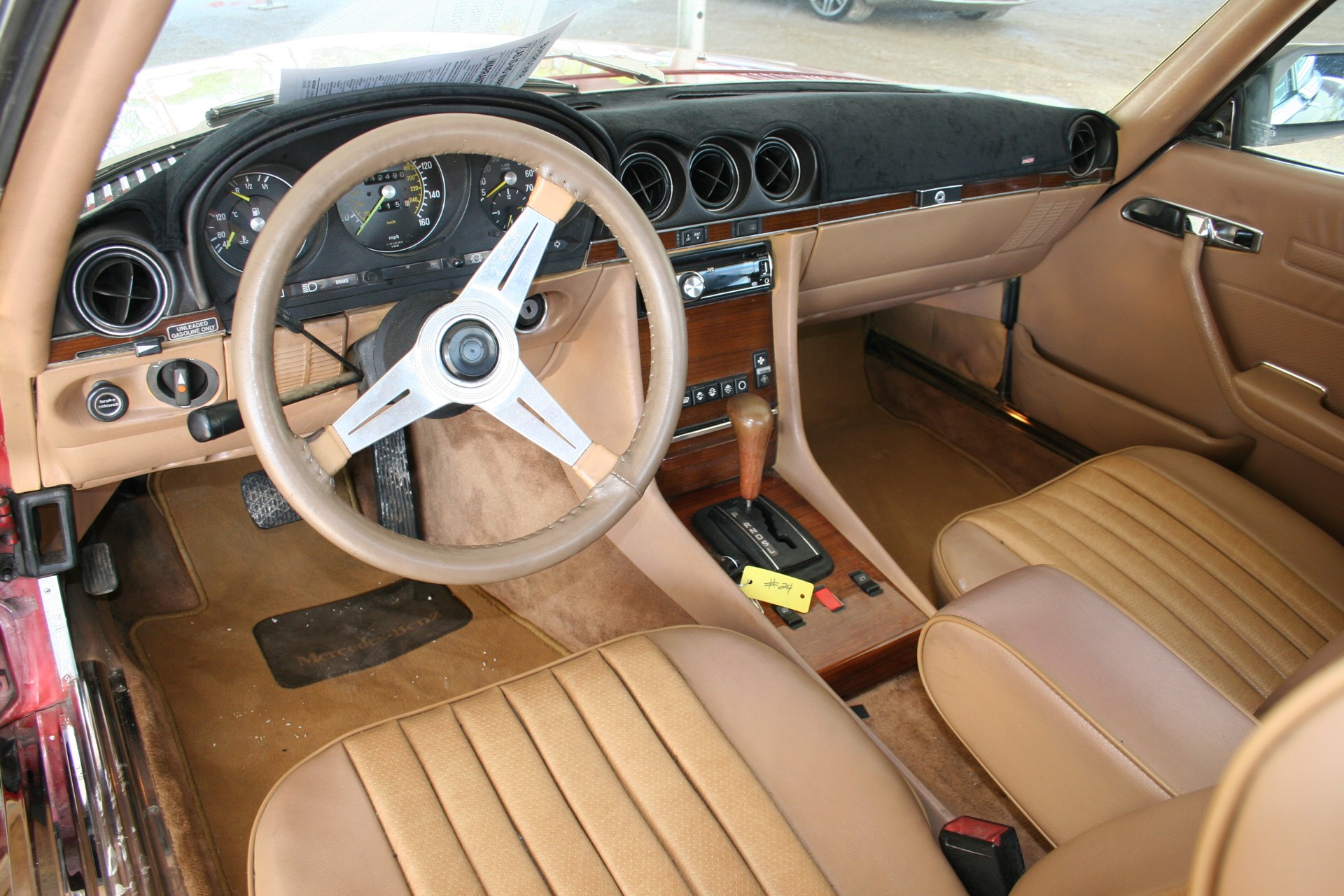 4th Image of a 1982 MERCEDES-BENZ 380 380SL