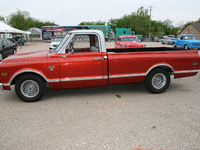 Image 3 of 9 of a 1968 CHEVROLET C10