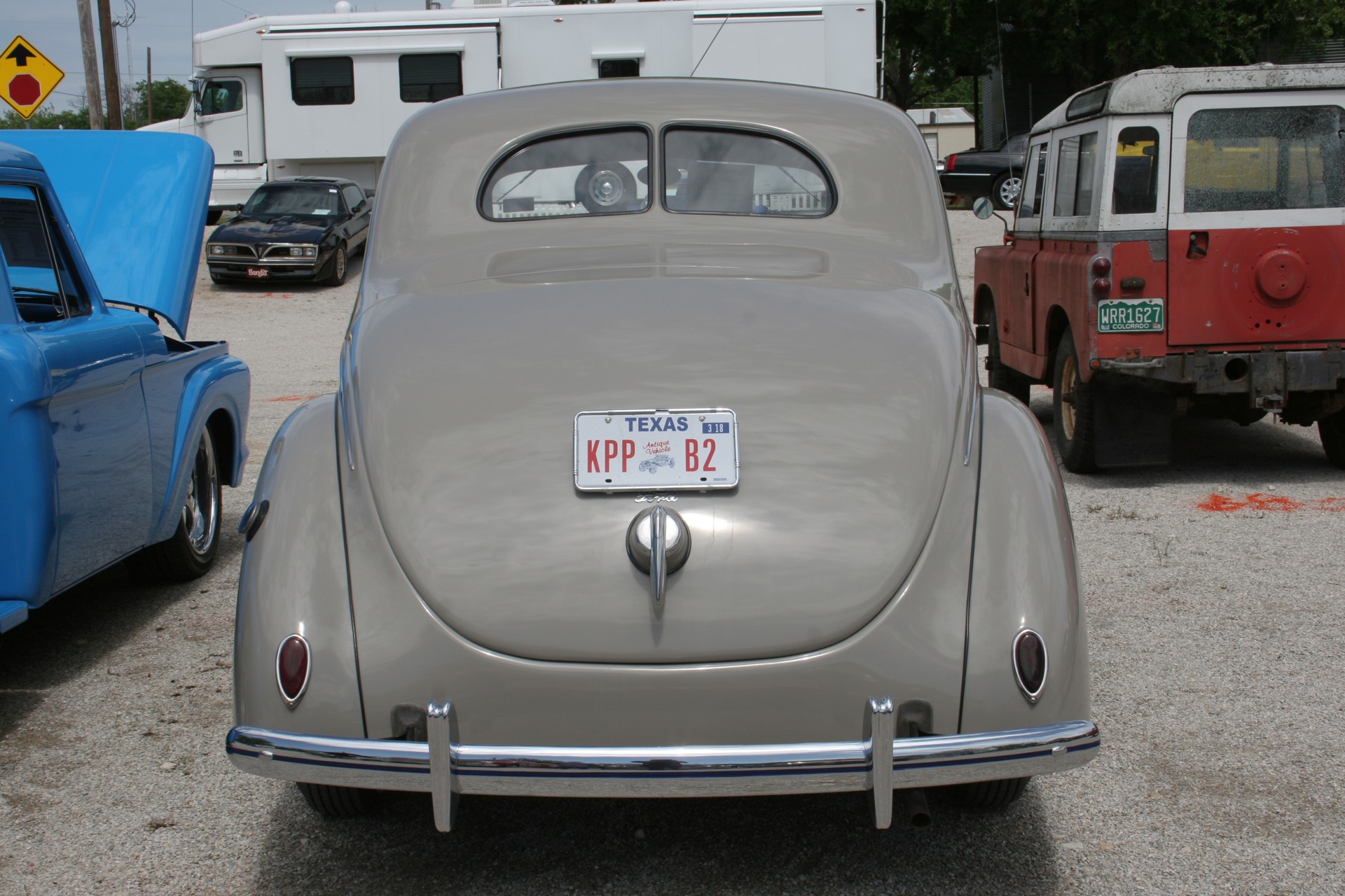 4th Image of a 1939 FORD DELUX COUPE