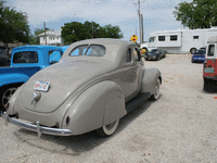 Image 4 of 8 of a 1939 FORD DELUX COUPE
