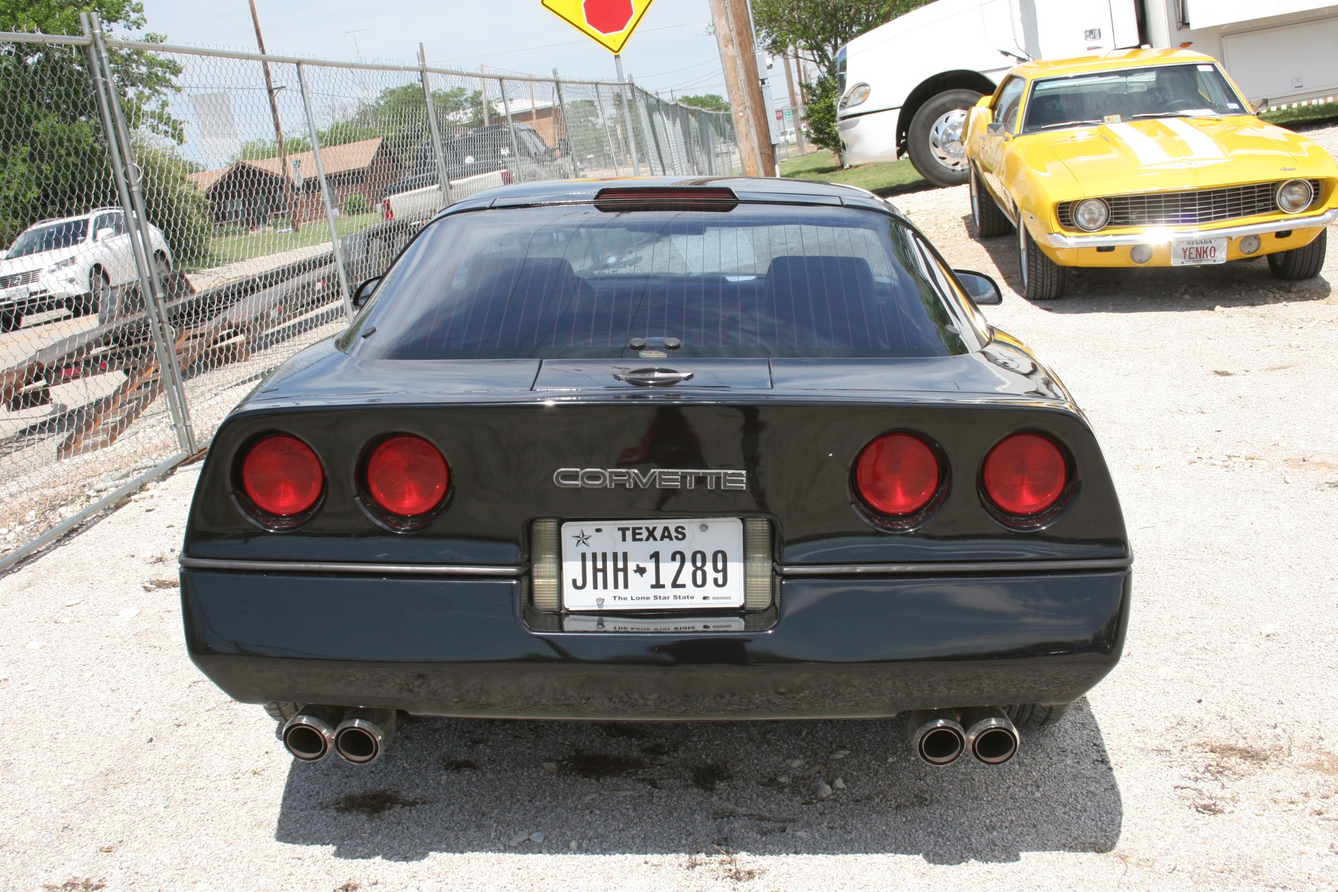 4th Image of a 1986 CHEVROLET CORVETTE