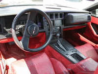 Image 6 of 9 of a 1986 CHEVROLET CORVETTE