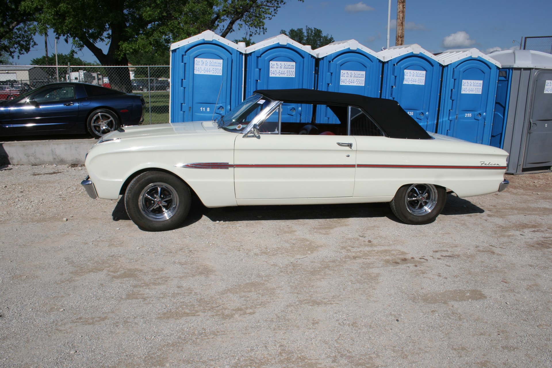 2nd Image of a 1963 FORD FALCON