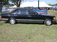 Image 2 of 10 of a 1990 MERCEDES-BENZ 560 560SEL