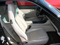 Image 7 of 8 of a 1988 PORSCHE 944 TURBO