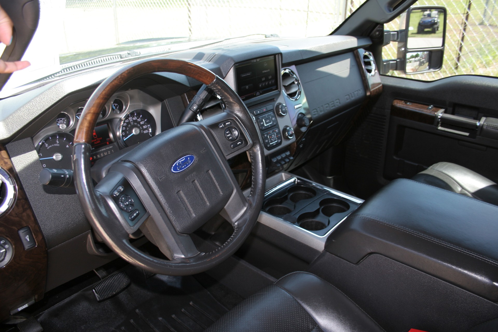 5th Image of a 2013 FORD F-250 SUPER DUTY