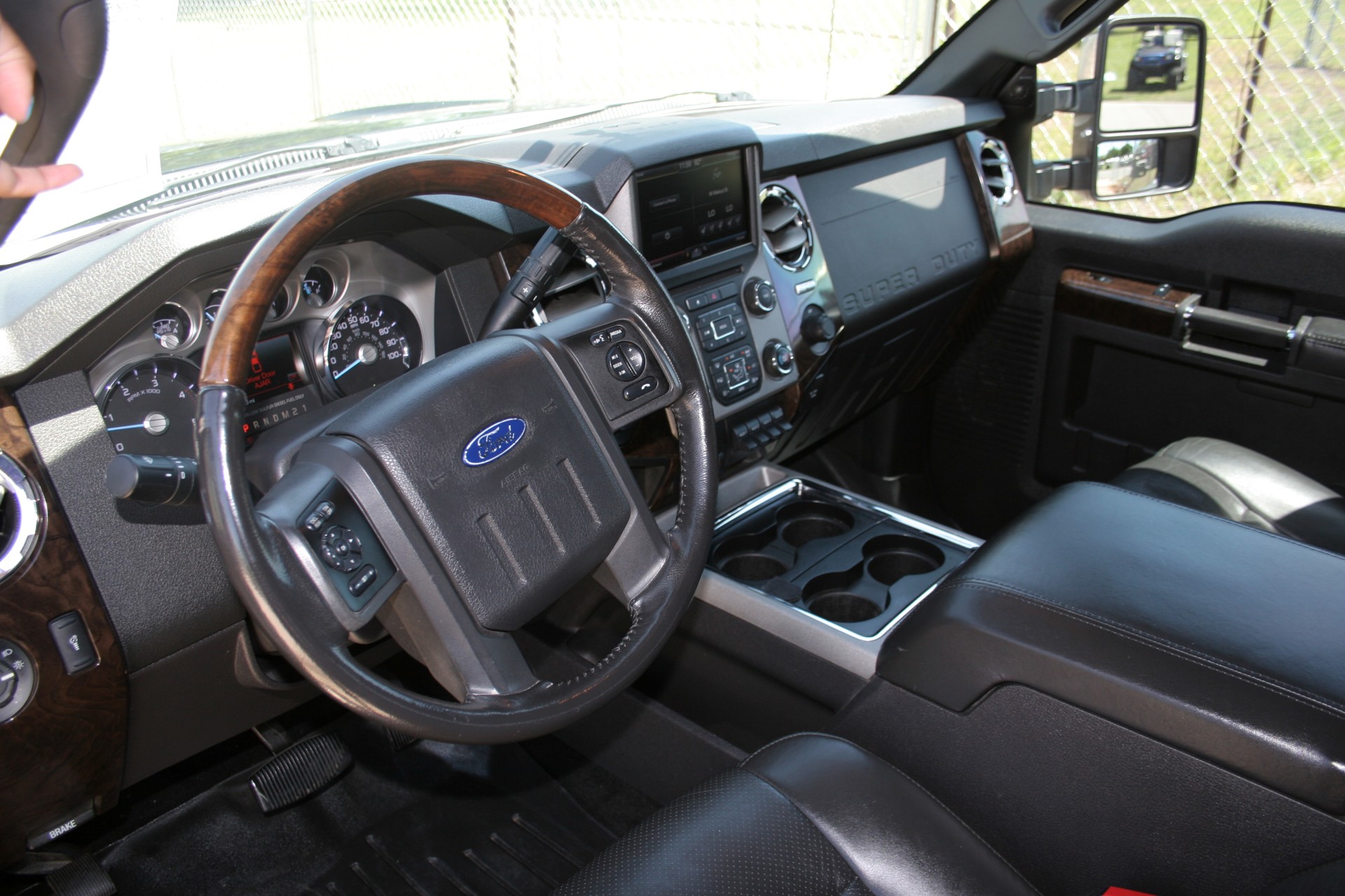 5th Image of a 2013 FORD F-250 SUPER DUTY