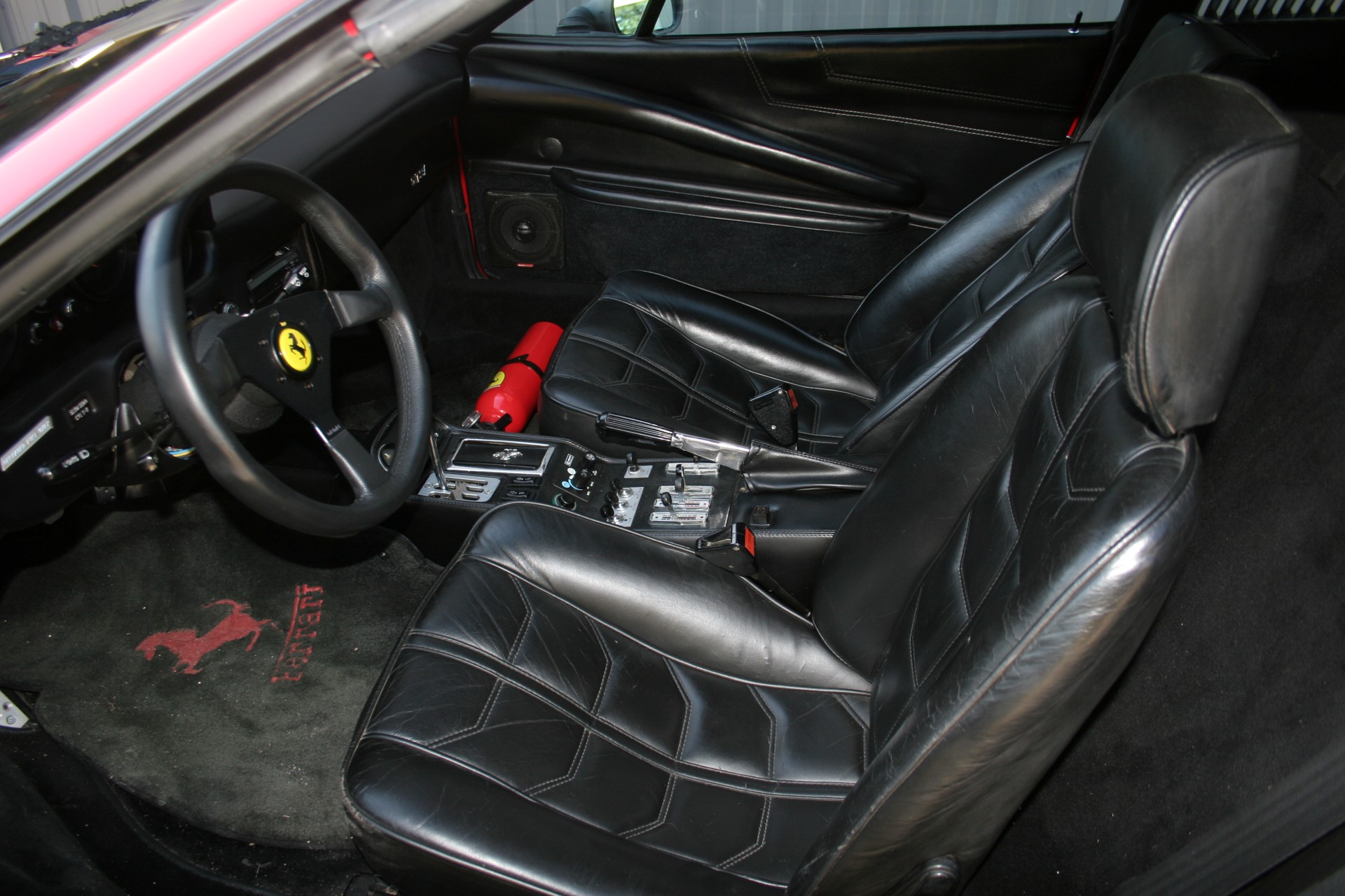 6th Image of a 1983 FERRARI 308 GTS USA QUATTROVALVOLE