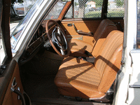 Image 7 of 10 of a 1966 MERCEDES BENZ 250SE