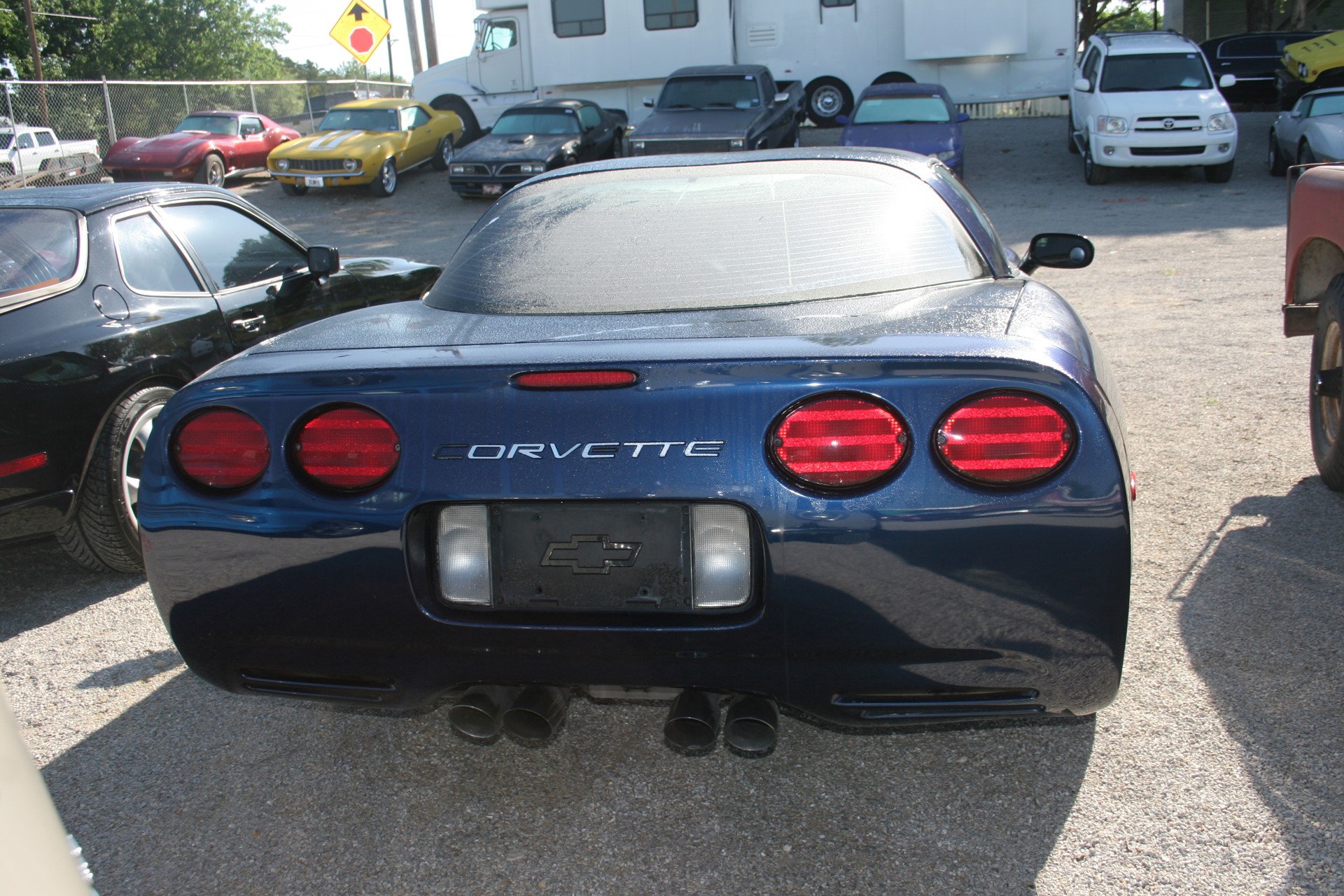 3rd Image of a 2001 CHEVROLET CORVETTE