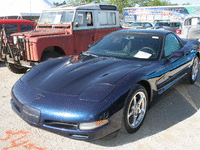 Image 2 of 8 of a 2001 CHEVROLET CORVETTE