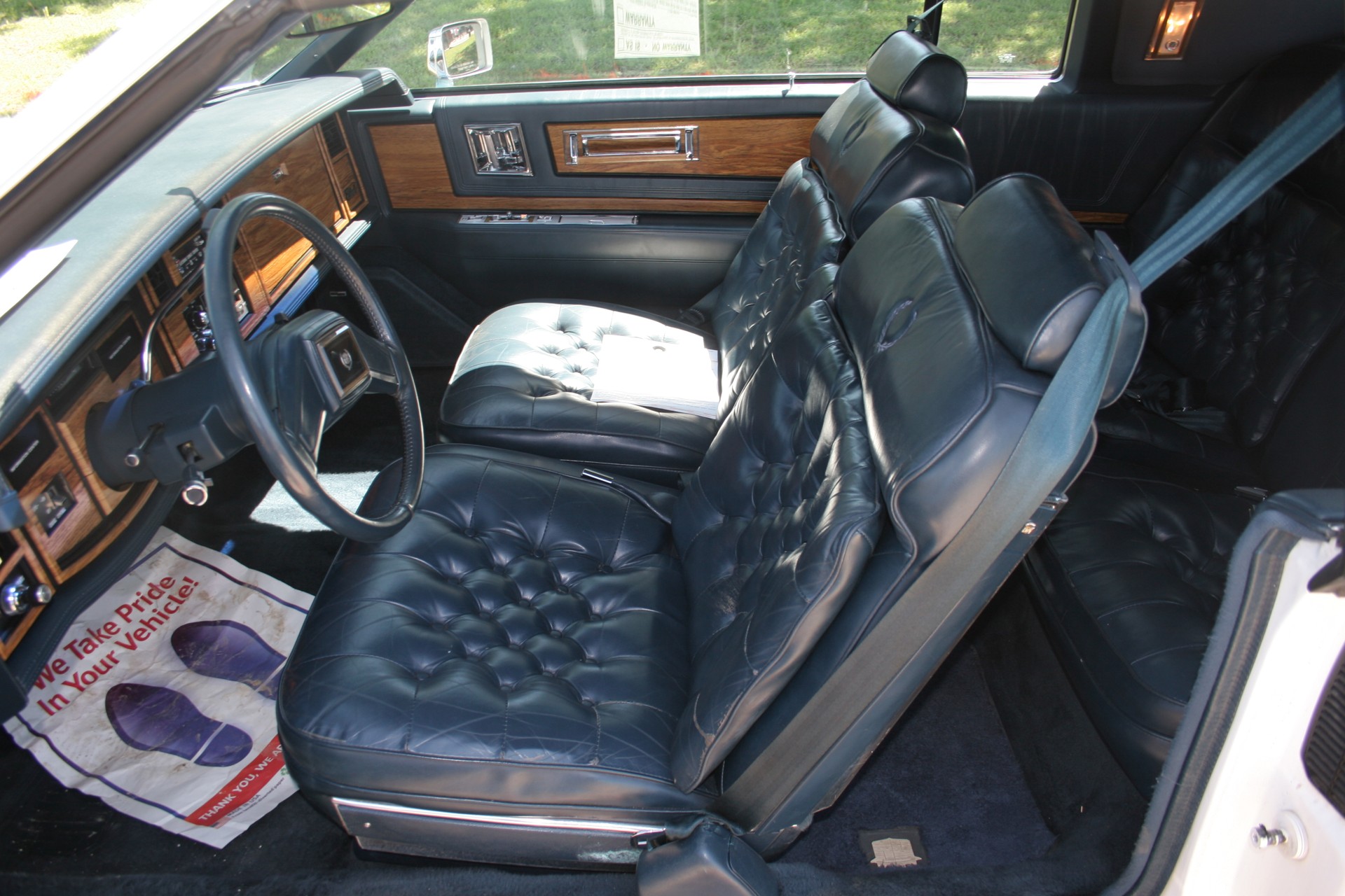 6th Image of a 1985 CADILLAC ELDORADO