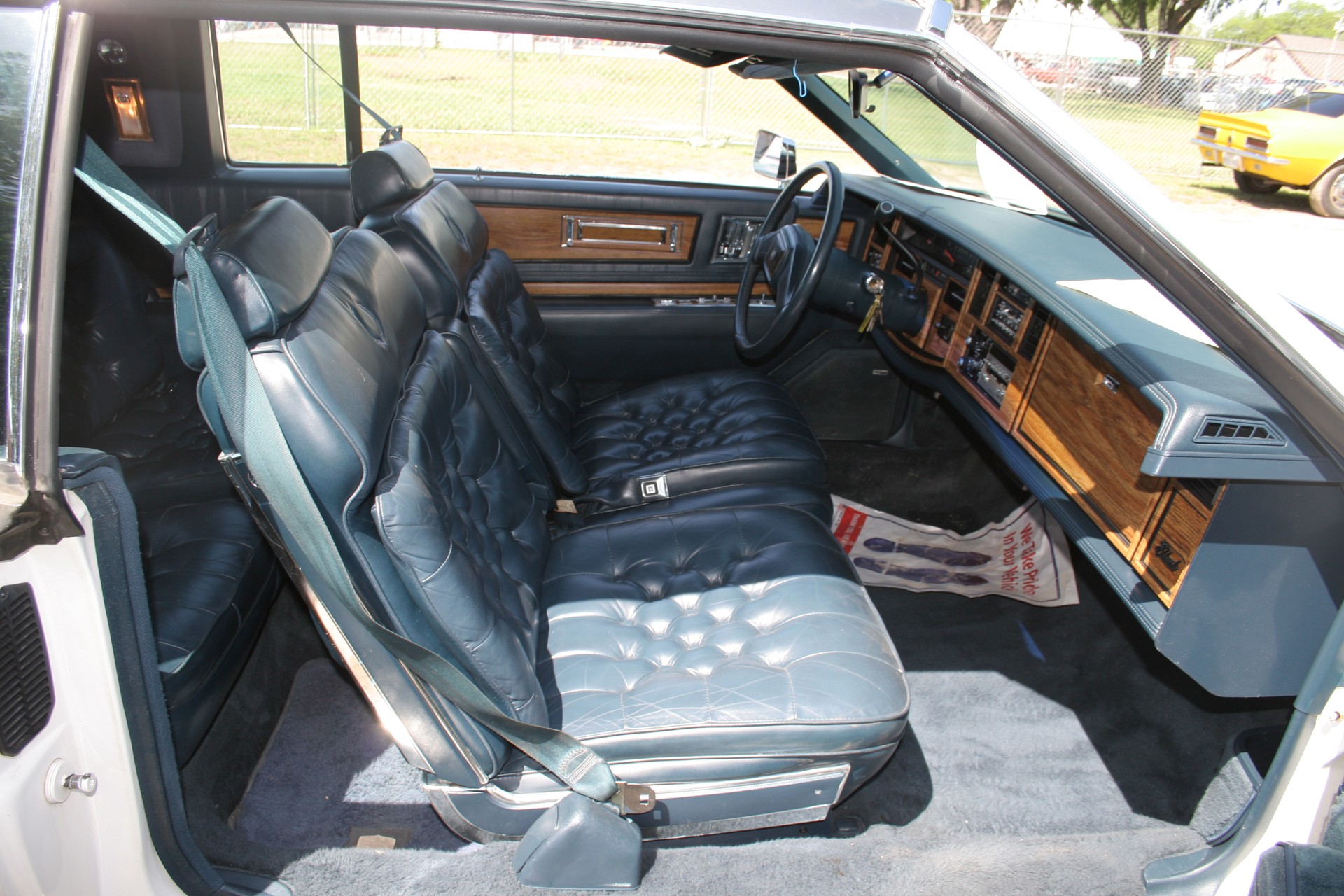 7th Image of a 1985 CADILLAC ELDORADO