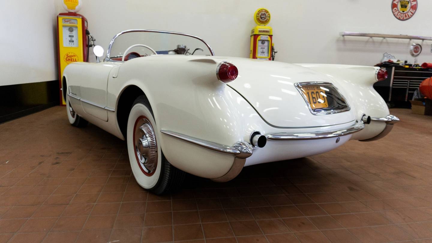 1st Image of a 1953 CHEVROLET CORVETTE