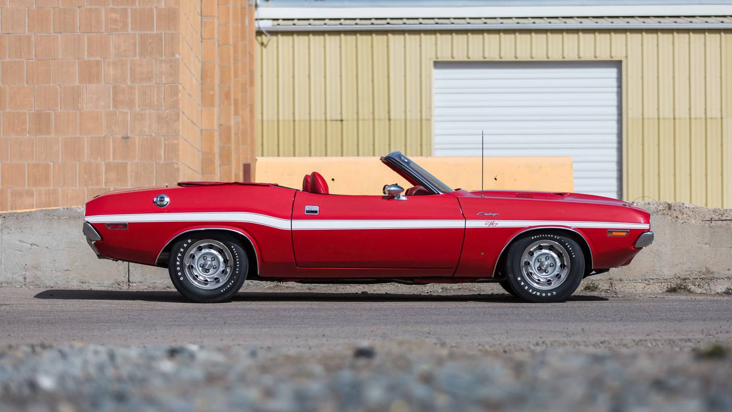 1st Image of a 1970 DODGE CHALLENGER