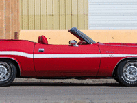 Image 9 of 19 of a 1970 DODGE CHALLENGER