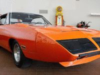 Image 1 of 16 of a 1970 PLYMOUTH SUPERBIRD