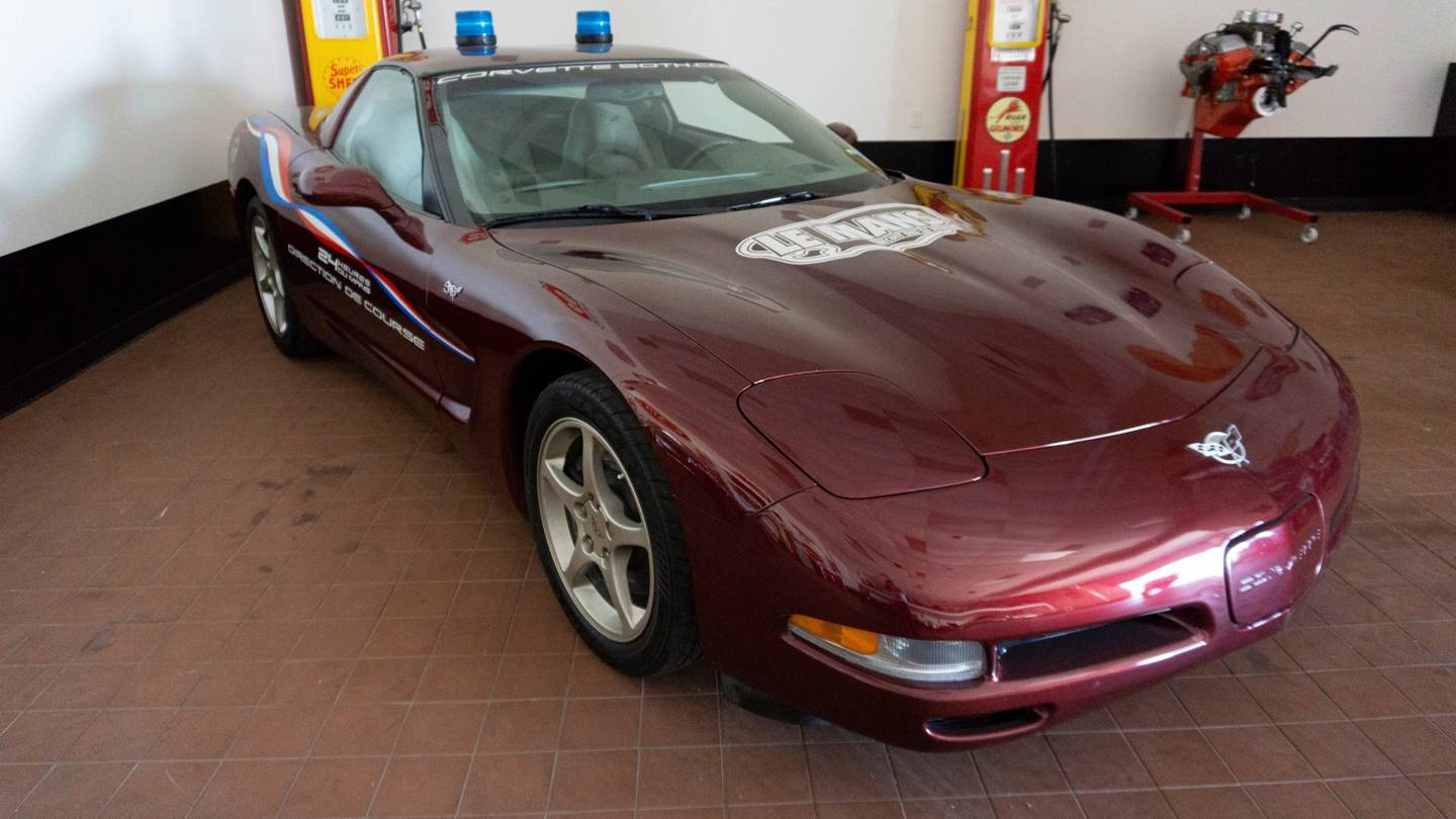 0th Image of a 2003 CHEVROLET CORVETTE LEMANS