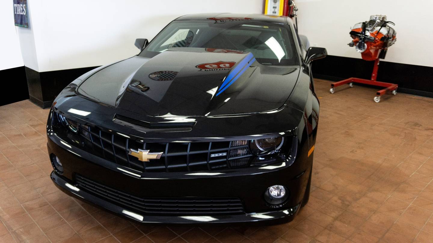 2nd Image of a 2012 CHEVROLET CAMARO COPO