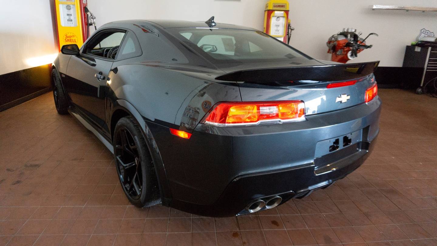 1st Image of a 2014 CHEVROLET CAMARO Z/28