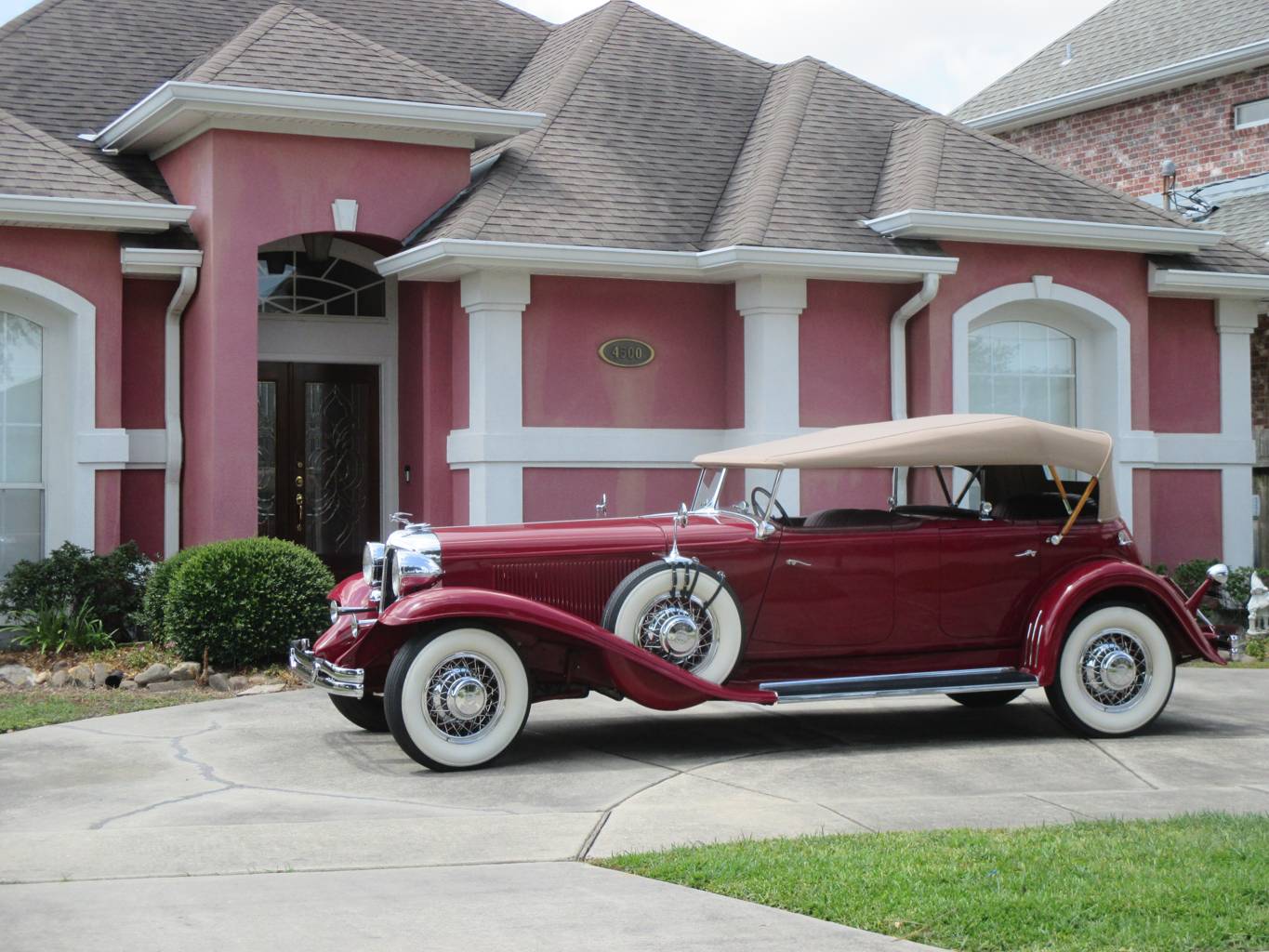 2nd Image of a 1931 CHRYSLER DUALCOWL PHAETON