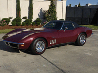 Image 2 of 7 of a 1969 CHEVROLET CORVETTE