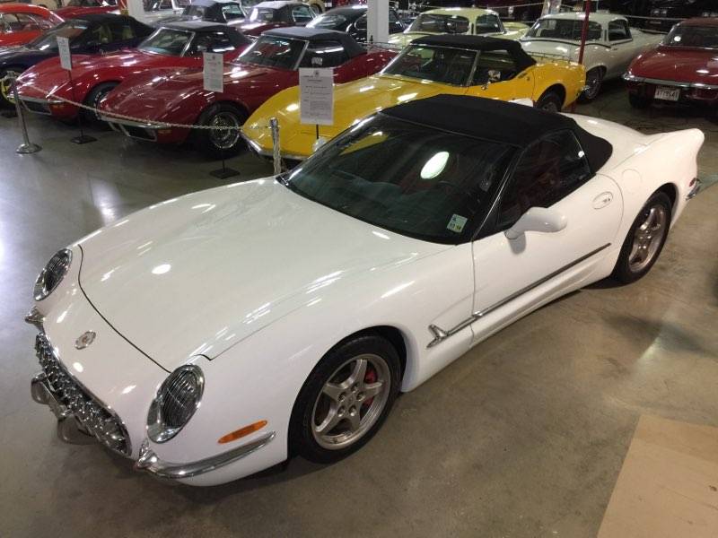 1st Image of a 2004 CHEVROLET CORVETTE