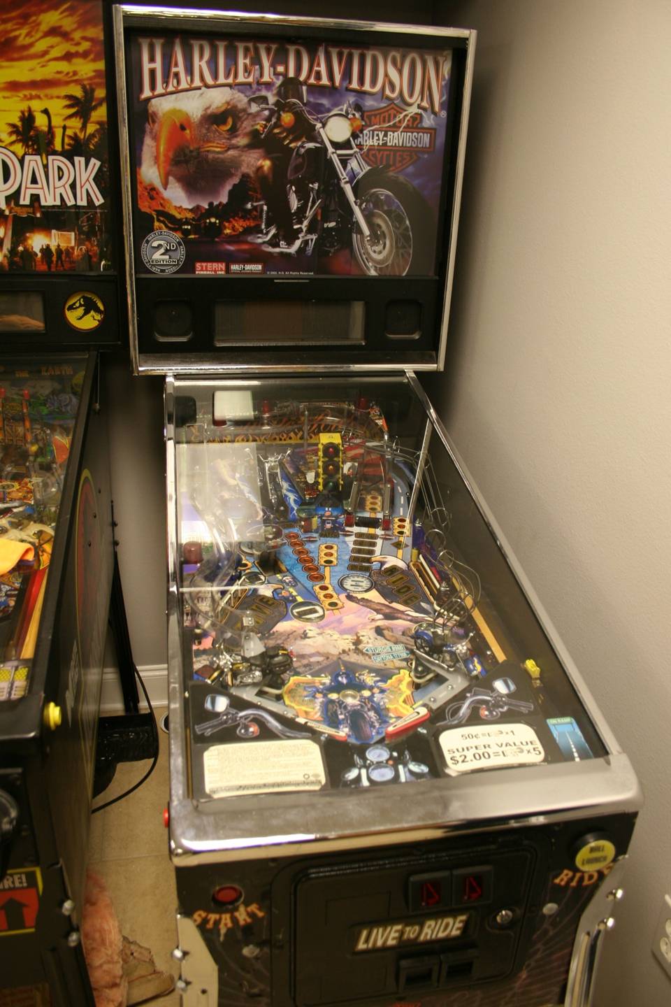 2nd Image of a N/A HARLEY DAVIDSON 2ND EDITION STERN PINBALL