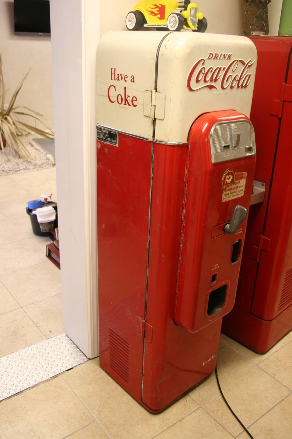 1st Image of a N/A COCA COLA VENDING MACHINE