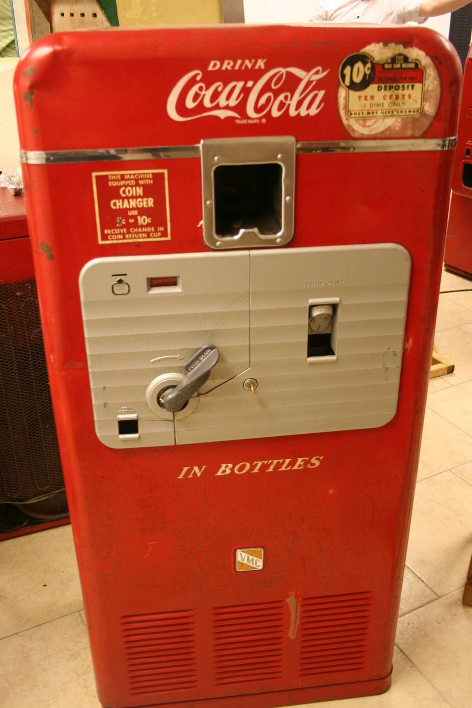 2nd Image of a N/A COCA COLA BOTTLE VENDING MACHINE