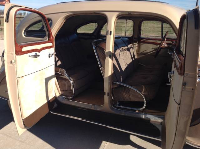 13th Image of a 1935 DESOTO AIRFLOW