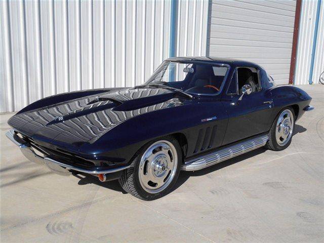 3rd Image of a 1966 CHEVROLET CORVETTE