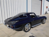 Image 16 of 21 of a 1966 CHEVROLET CORVETTE