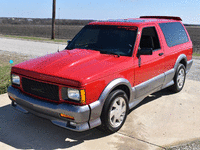 Image 4 of 21 of a 1992 GMC TYPHOON