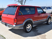 Image 8 of 21 of a 1992 GMC TYPHOON