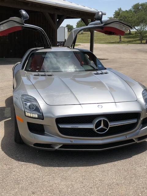 4th Image of a 2011 MERCEDES-BENZ SLS-CLASS SLS AMG