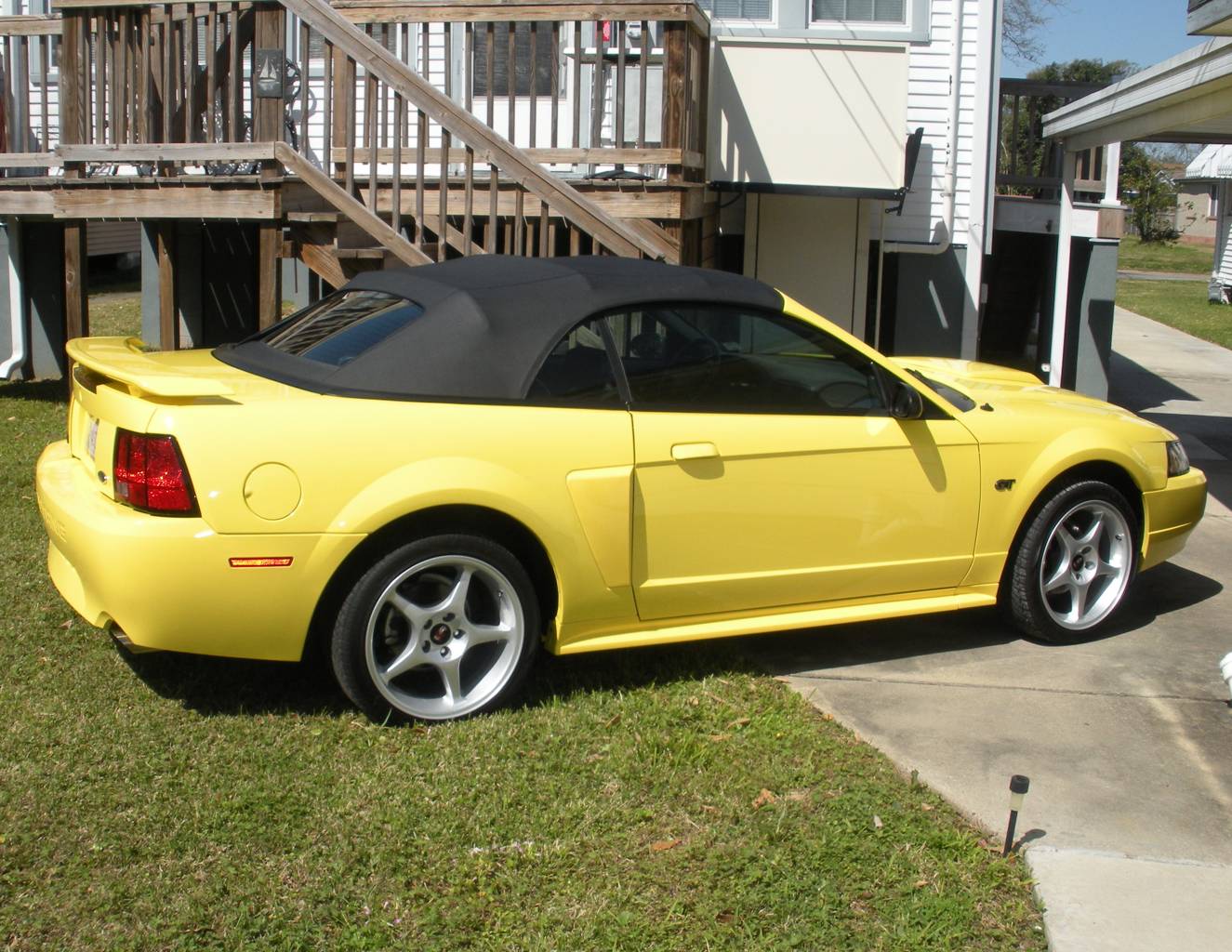 7th Image of a 2001 FORD MUSTANG GT PREMIUM