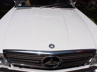 Image 2 of 11 of a 1989 MERCEDES-BENZ 560 560SL