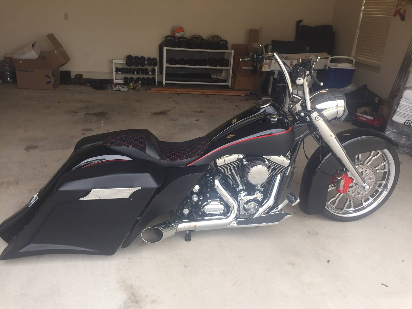 0th Image of a 2010 HARLEY DAVIDSON ROAD KING