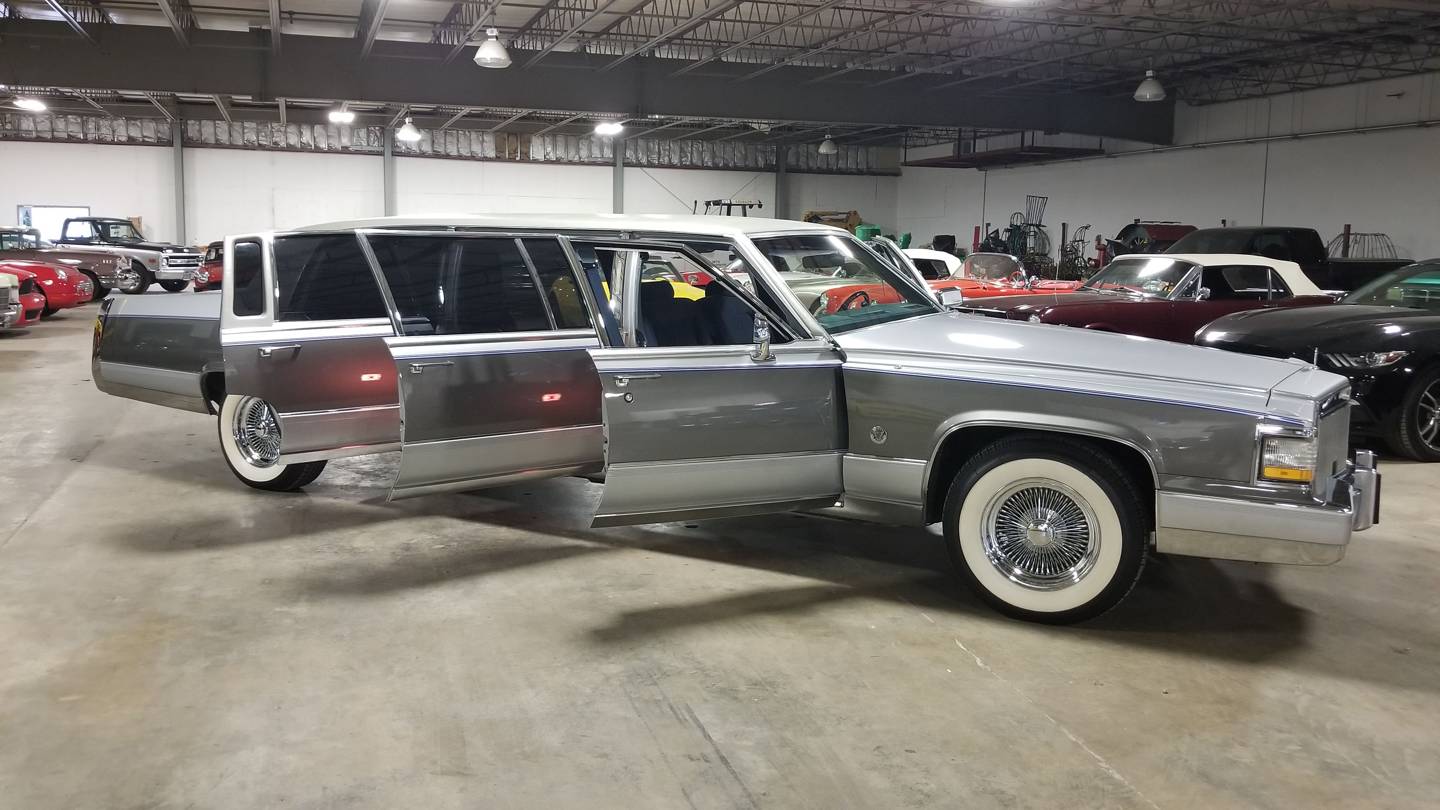 5th Image of a 1991 CADILLAC BROUGHAM
