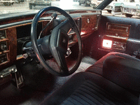 Image 8 of 10 of a 1991 CADILLAC BROUGHAM